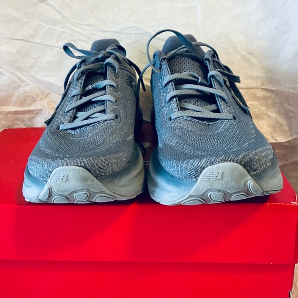 W8/M6.5D Fresh Foam 1080 X Sneakers - Picture 10 of 12